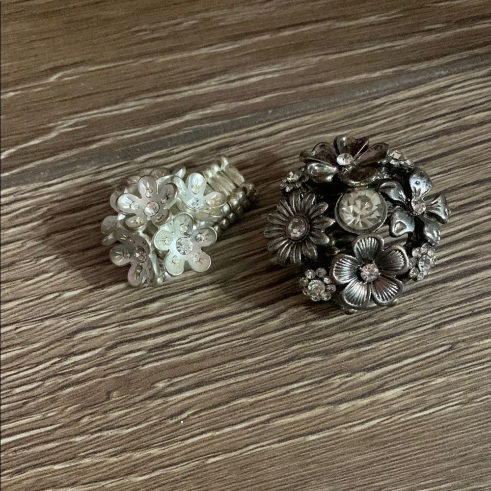 Dazzling Silver and White Crystal Ring